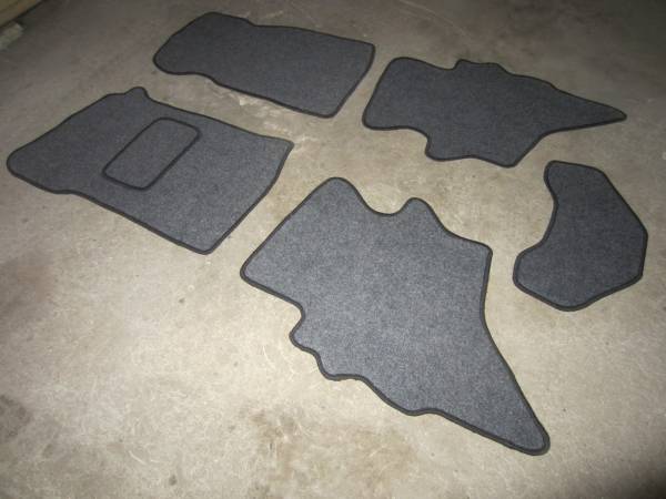 Велюровые коврики в салон Mazda BT-50 (Мазда БТ50) ковролин LUX
