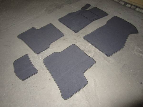 Коврики в салон Hyundai Accent 2(Хендай Акцент 2) ковролин PREMIUM петлевой серый