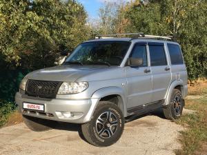 Резиновый коврик в багажник UAZ Patriot (2005-2014) с бортиком