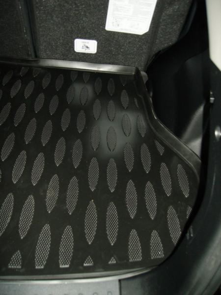 Резиновый коврик в багажник Geely Emgrand  X7 (Джили Эмгранд Х7) с бортиком 