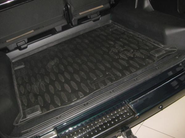 Резиновый коврик в багажник UAZ Patriot (Уаз Патриот) (2006-2014) с бортиком