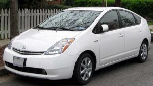 Коврик в багажник Toyota Prius 20 (2003-2009) с бортиком