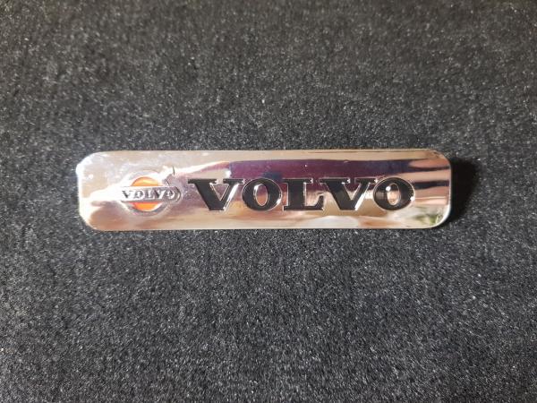 Лейбл металлический Volvo (Вольво) БОЛЬШОЙ цветной