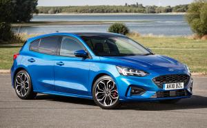 Коврики в салон Ford Focus 4 (2018-н.в.) с бортиком