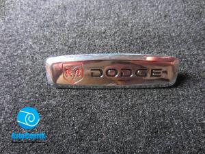 Лейбл металлический Dodge (Додж) цветной