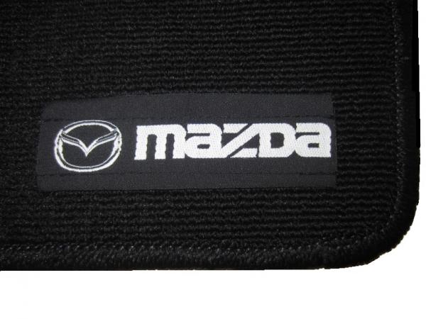 Лейбл Mazda для ковриков на липучке