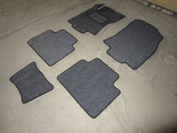 Велюровые коврики в салон Nissan X-Trail III (T32)(Ниссан Х-трейл Т32) ковролин LUX графит 