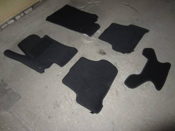 Велюровые коврики в салон Skoda Yeti (Шкода Ети)