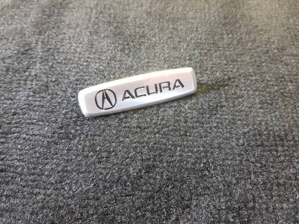 Лейбл металлический Acura (Акура) цветной