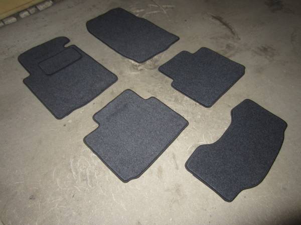 Велюровые коврики в салон Mitsubishi Pajero 2 (Митсубиси Паджеро 2) (3 дверей)