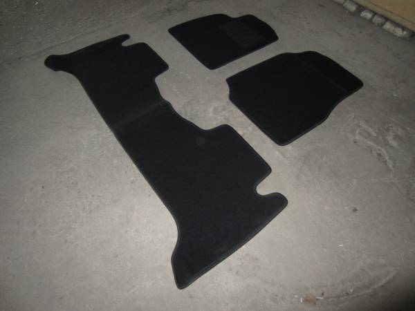 Велюровые коврики в салон Toyota Land Cruiser 100 (Тойота Ленд Крузер 100) Ковролин LUX черный