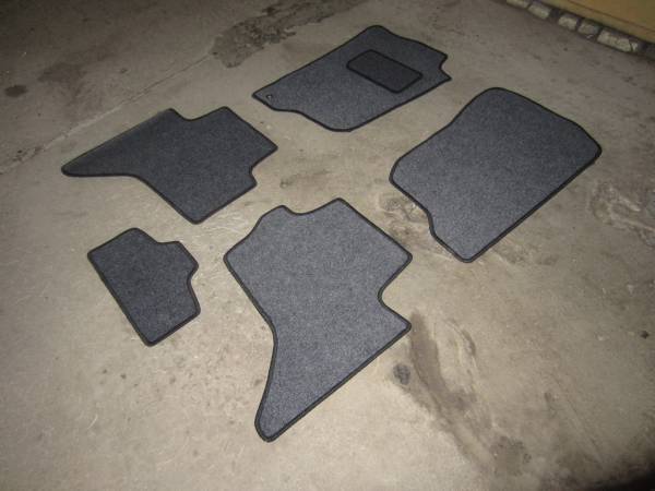 Велюровые коврики в салон Mitsubishi L200 (Митсубиси Л200) (4 двери) ковролин LUX