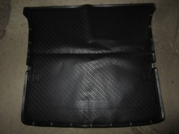 Резиновый коврик в багажник Infiniti QX 56 (Инфинити QX 56) с бортиком