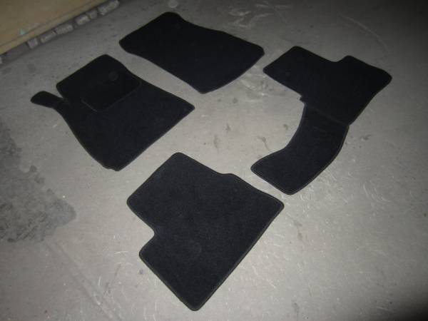Велюровые коврики в салон Opel Insignia (Опель Инсигния)