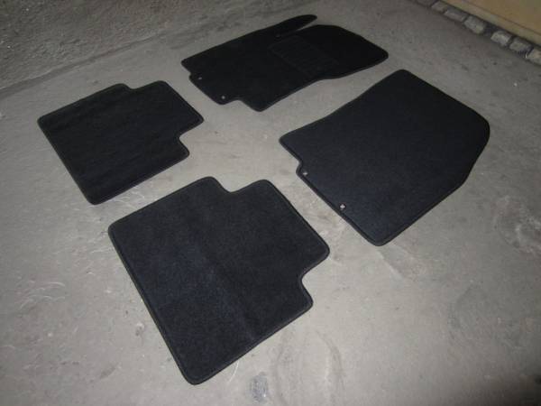 Велюровые коврики в салон Nissan X-Trail III (T32)(Ниссан Х-трейл Т32) ковролин LUX