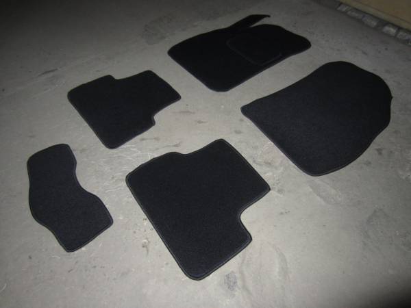Велюровые коврики в салон Opel Zafira C (Опель Зафира Ц)