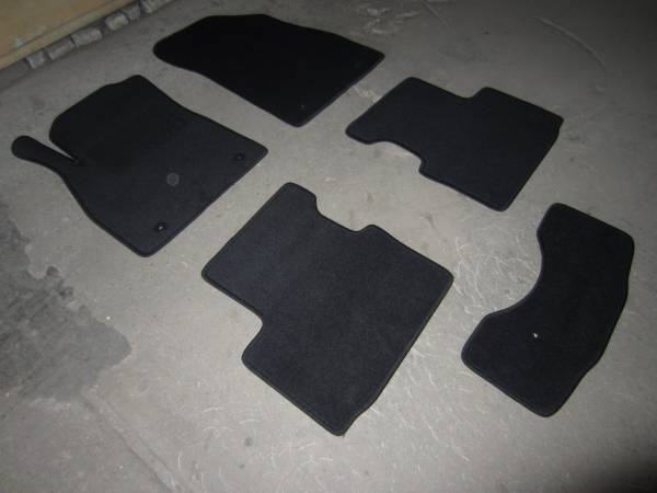 Велюровые коврики в салон Opel Insignia (Опель Инсигния) ковролин LUX