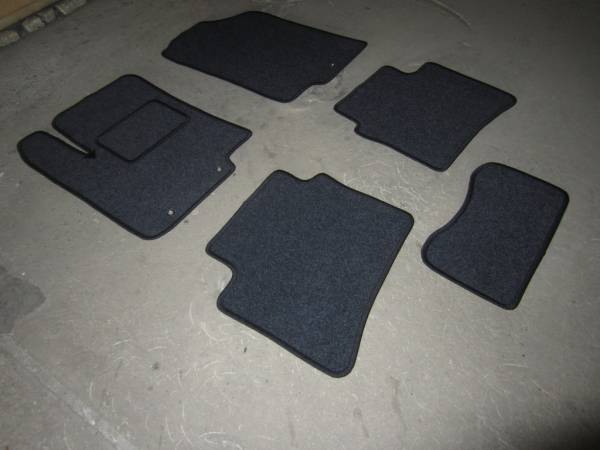 Велюровые коврики в салон Hyundai Solaris 1(Хендай Солярис 1) Ковролин STANDART PLUS