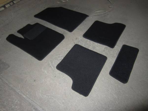 Велюровые коврики в салон Лада Хрей (Lada XRAY)