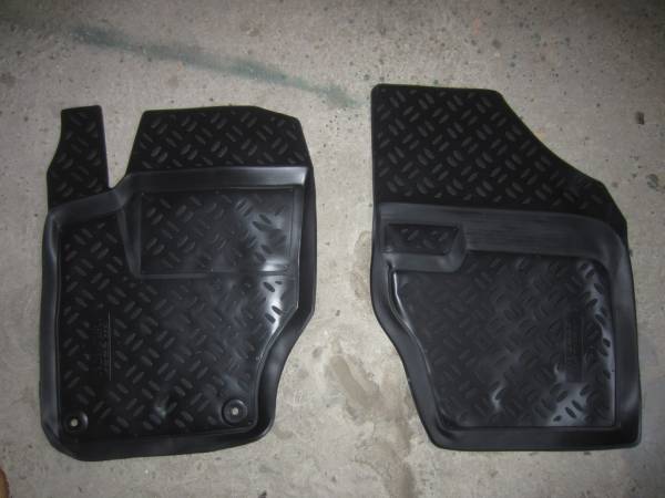 Резиновые коврики в салон Citroen C4 ll Sedan(Ситроен С4 2 Седан) с бортиком 