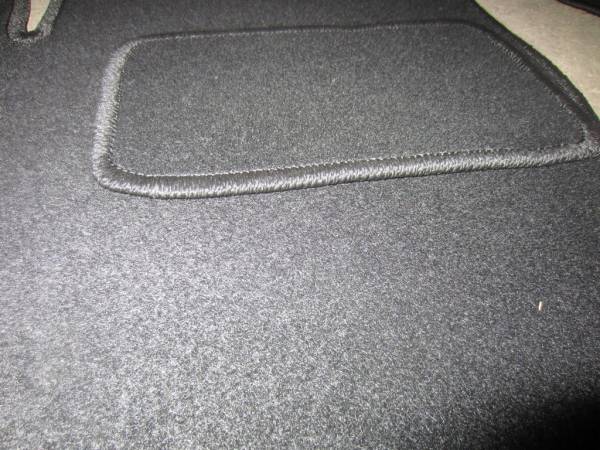 Велюровые коврики в салон Cadillac Escalade 3 (Кадиллак Эскалейд 3) ковролин LUX