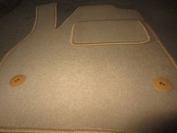 Велюровые коврики в салон Cadillac XT5 (Кадиллак XT5) Ковролин LUX БЕЖЕВЫЙ
