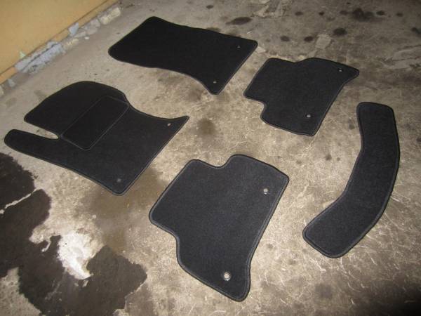 Велюровые коврики в салон Jaguar XE (Ягуар ХЕ) Ковролин LUX