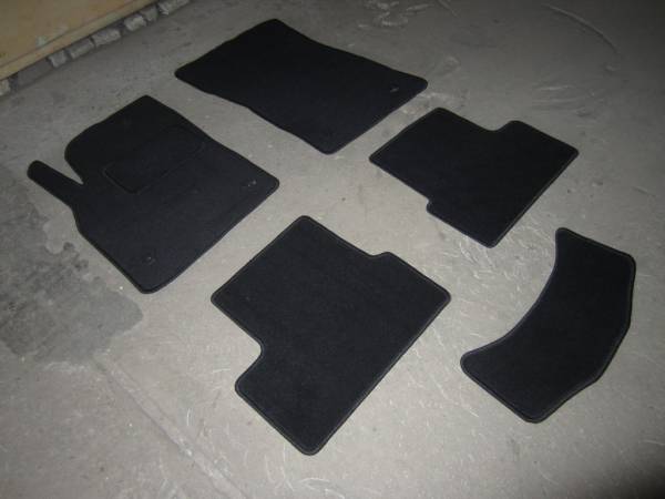 Велюровые коврики в салон Opel Astra J (Опель Астра Джей) ковролин LUX