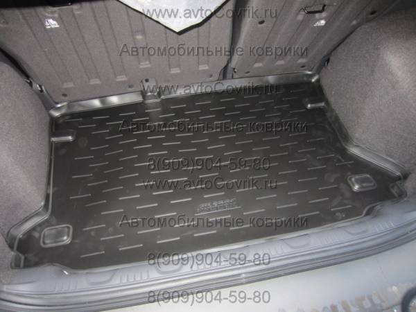 Резиновый коврик в багажник Ford Ecosport (Форд Экоспорт) с бортиком