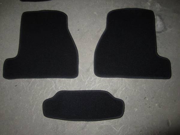 Велюровые коврики в салон Ford Focus 3 (Форд Фокус 3) Ковролин STANDART PLUS