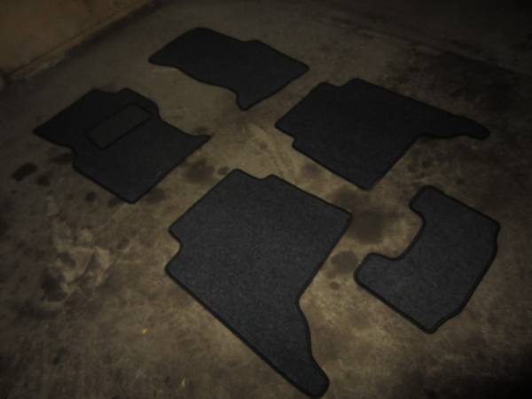 Велюровые коврики в салон Nissan Pathfinder Il R50 (Ниссан Патфайндер 2) ковролин LUX