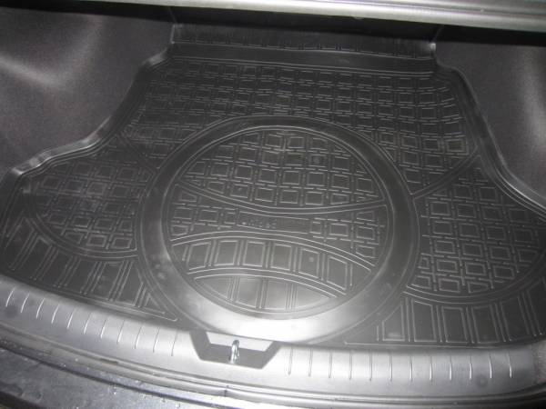 Коврик в багажник Hyundai Sonata 7 (Хендай Соната 7) С ВЫСТУПОМ ПОД ЗАПАСКУ с бортиком