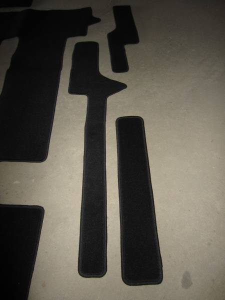 Велюровые коврики в салон Volkswagen Multivan T6 (Фольксваген Мультивен Т6) Под полозья 2сд\дв 