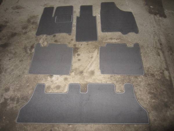 Велюровые коврики в салон Toyota Sienna 3 (Тойота Сиена 3) 3 ряда Ковролин LUX Серый