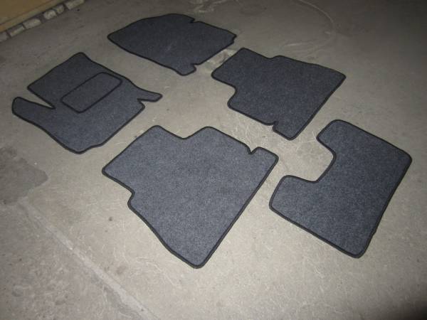 Велюровые коврики в салон Ford Mondeo 4 (Форд Мондео 4) Ковролин LUX