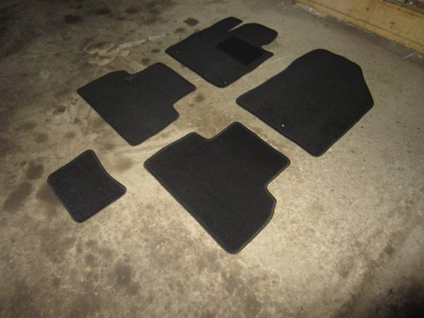 Велюровые коврики в салон Hyundai Santa Fe 4(Хендай Санта Фе 4) ковролин LUX