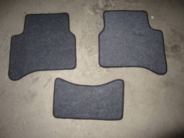 Велюровые коврики в салон Mitsubishi Galant 8 (Митсубиси Галант 8) ковролин LUX