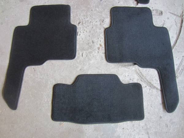 Велюровые коврики в салон Land Rover Discovery 3 (Ленд Ровер Дискавери 3) Ковролин LUX