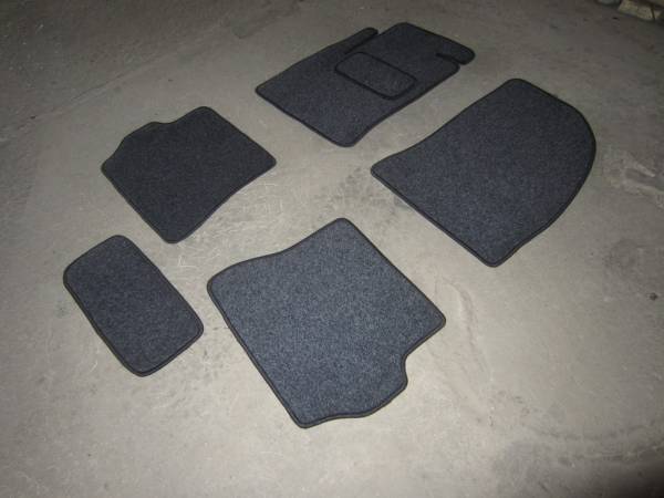 Велюровые коврики в салон Ford Fiesta 5(Форд Фиеста 5)