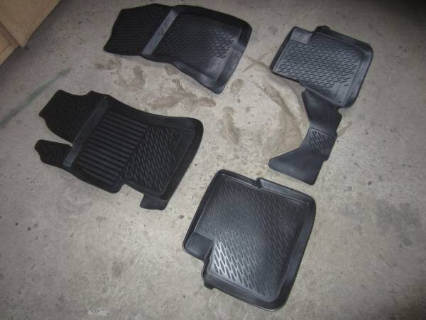Резиновые коврики в салон Subaru Impreza 3(Субару Импреза 3) (2007-2012)с бортиком