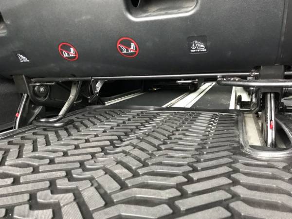 Коврик в багажник Mercedes-Benz V-klasse W447 (Мерседес V-класс w447) с бортиком