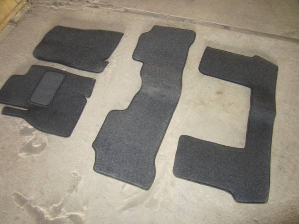 Велюровые коврики в салон Mitsubishi Grandis (Митсубиси Грандис)(3 ряда)
