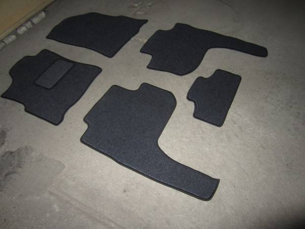 Велюровые коврики в салон Toyota Land Cruiser Prado 90 (Тойота Ленд Крузер Прадо 90)